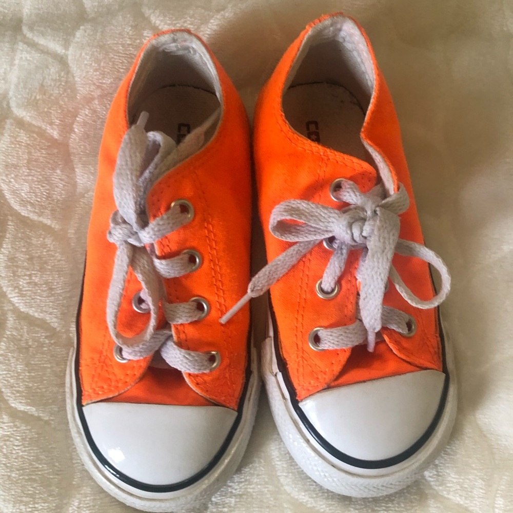Bright orange Converse toddler size 8